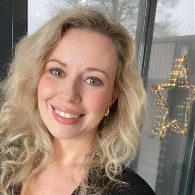 Rebecca van W.